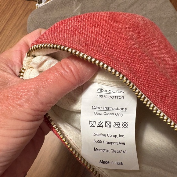 NWT pair of cotton zipper pouches - Embellish brand - Picture 4 of 6